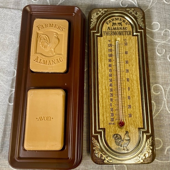 Vintage Avon Farmers Almanac Thermometer & Soap / Gold Tin Rooster. New in box - Picture 3 of 7